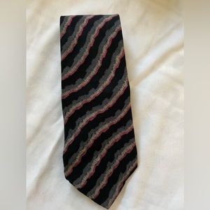 Mario Valentino tie